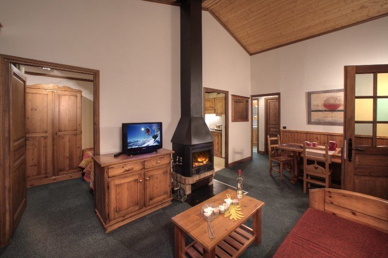 Village Montana 4*